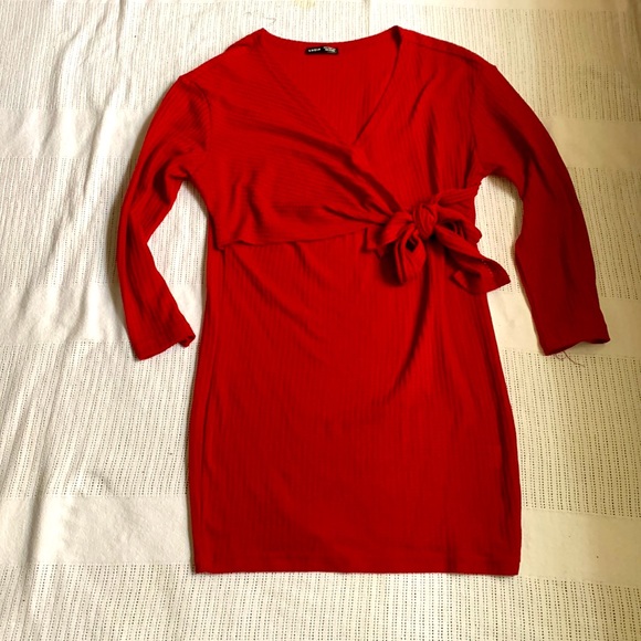 She In Size M Red Wrap Dress - Picture 1 of 5